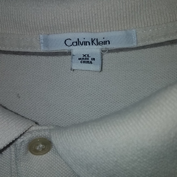 Calvin Klein shirt - Picture 3 of 3